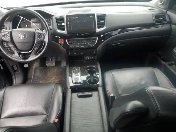 5FNYF5H90JB011956 2018 HONDA PILOT - Image 8