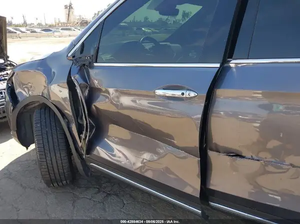 2021 HONDA PILOT auction photo 6