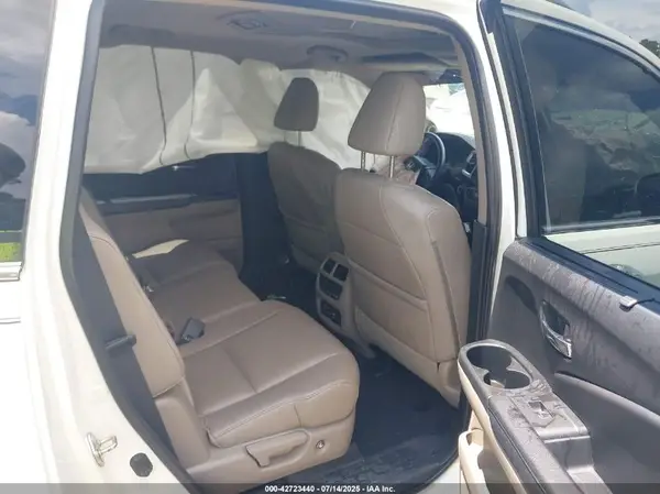 5FNYF5H91HB007795 2017 HONDA PILOT - Image 8