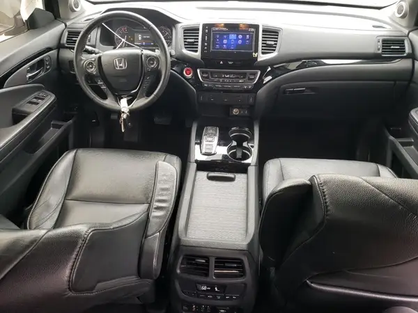 5FNYF5H91HB011586 2017 HONDA PILOT - Image 8