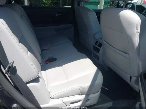 5FNYF5H91HB014777 2017 HONDA PILOT - Image 8