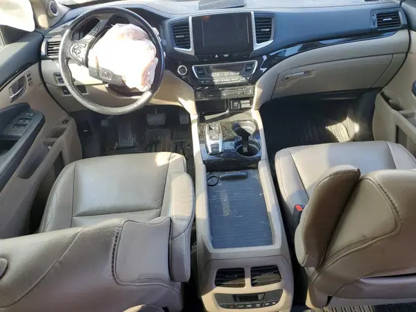 5FNYF5H91JB022609 2018 HONDA PILOT - Image 8