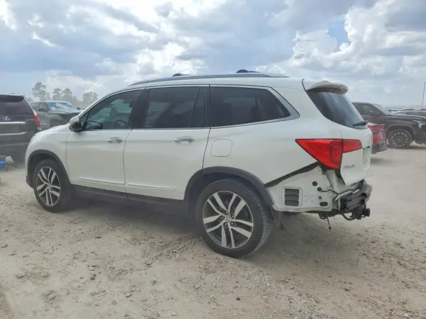 5FNYF5H92HB003691 2017 HONDA PILOT - Image 2