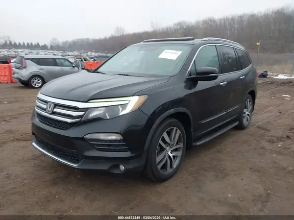5FNYF5H92HB007014 2017 HONDA PILOT - Image 2