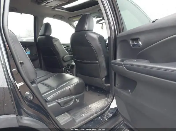 5FNYF5H92HB007014 2017 HONDA PILOT - Image 8