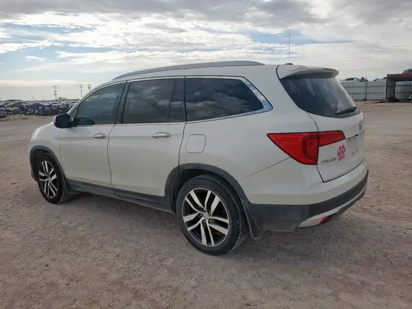 5FNYF5H92HB013962 2017 HONDA PILOT - Image 2