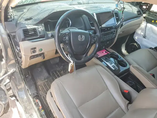 5FNYF5H92HB014335 2017 HONDA PILOT - Image 8