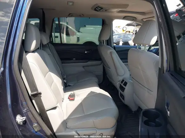 5FNYF5H92HB014805 2017 HONDA PILOT - Image 8