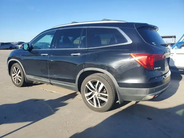 5FNYF5H92HB016215 2017 HONDA PILOT - Image 2
