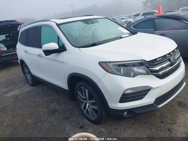 5FNYF5H92HB026422 2017 HONDA PILOT - Image 1