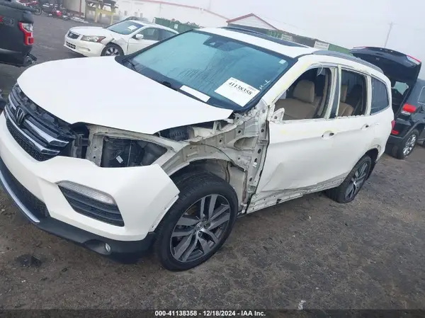 5FNYF5H92HB026422 2017 HONDA PILOT - Image 2