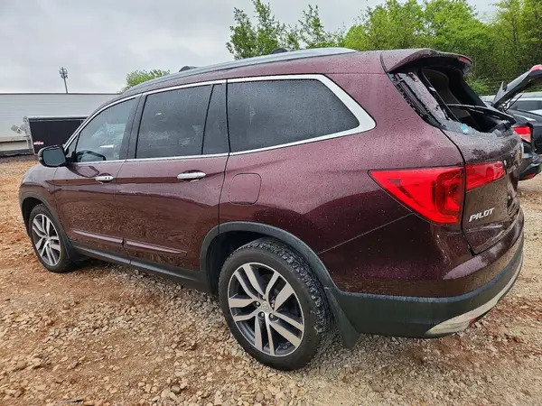 5FNYF5H92HB029868 2017 HONDA PILOT - Image 2