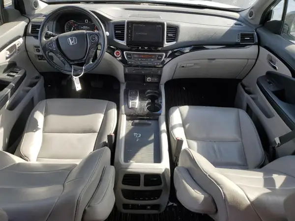 5FNYF5H92HB046640 2017 HONDA PILOT - Image 8