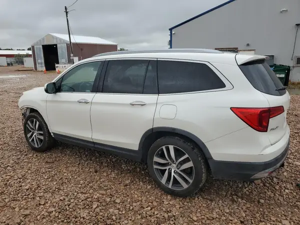 5FNYF5H92JB009576 2018 HONDA PILOT - Image 2