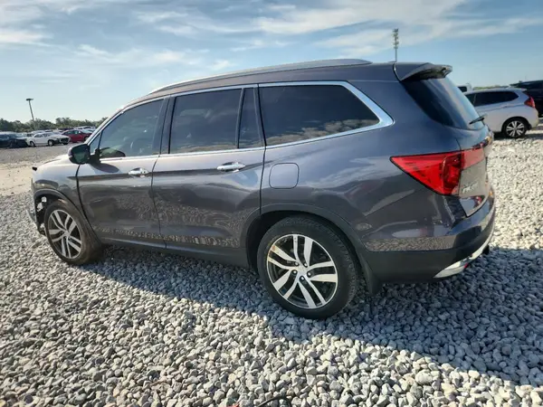 5FNYF5H92JB013871 2018 HONDA PILOT - Image 2