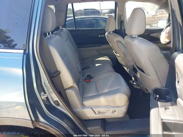5FNYF5H92JB015751 2018 HONDA PILOT - Image 8