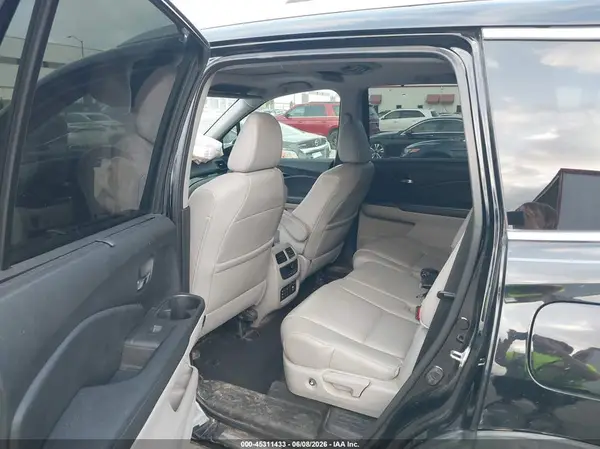 5FNYF5H92JB021713 2018 HONDA PILOT - Image 8