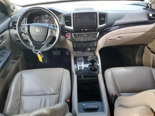 5FNYF5H92JB032033 2018 HONDA PILOT - Image 8