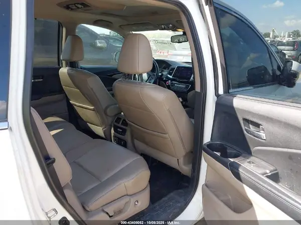 5FNYF5H93GB030459 2016 HONDA PILOT - Image 8