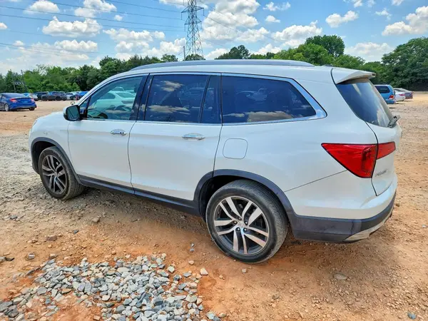 5FNYF5H93GB051389 2016 HONDA PILOT - Image 2