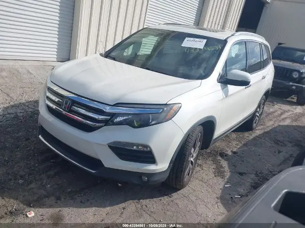 5FNYF5H93HB004638 2017 HONDA PILOT - Image 2