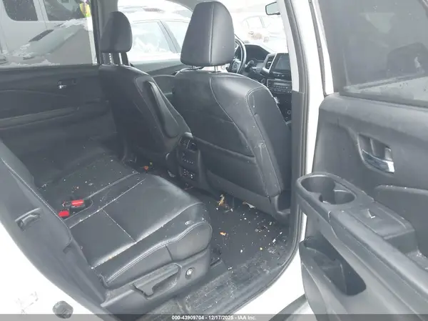 5FNYF5H93HB005630 2017 HONDA PILOT - Image 8