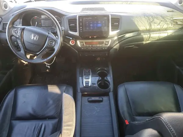 5FNYF5H93HB007698 2017 HONDA PILOT - Image 8
