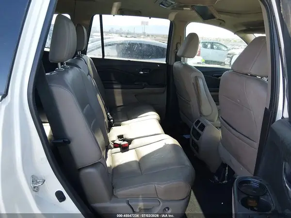 5FNYF5H93HB025148 2017 HONDA PILOT - Image 8