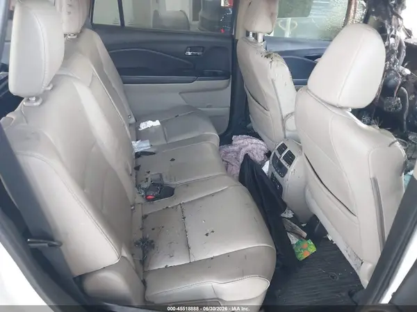 5FNYF5H93HB032374 2017 HONDA PILOT - Image 8