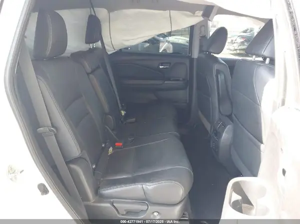 5FNYF5H93HB036506 2017 HONDA PILOT - Image 8