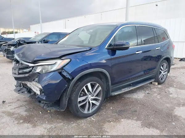 5FNYF5H93HB043505 2017 HONDA PILOT - Image 2