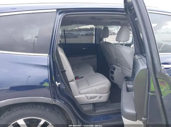 5FNYF5H93HB043505 2017 HONDA PILOT - Image 8