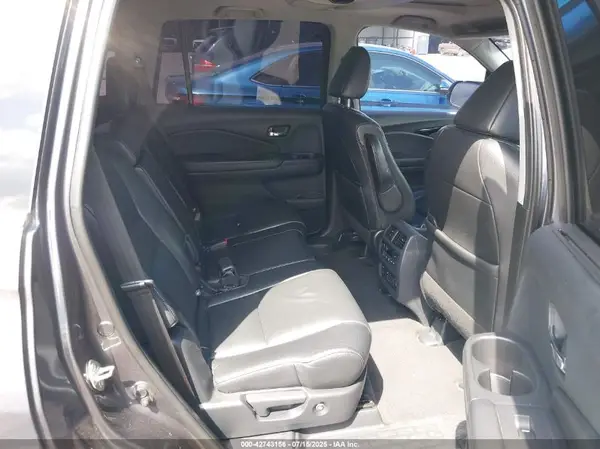 5FNYF5H93KB010964 2019 HONDA PILOT - Image 8