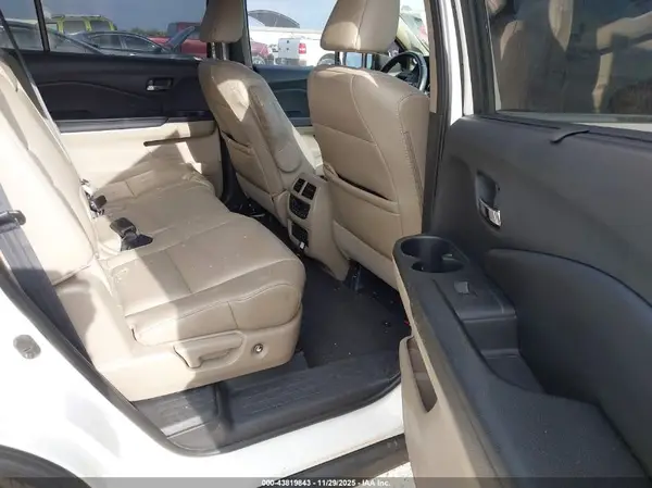 5FNYF5H93KB035170 2019 HONDA PILOT - Image 8