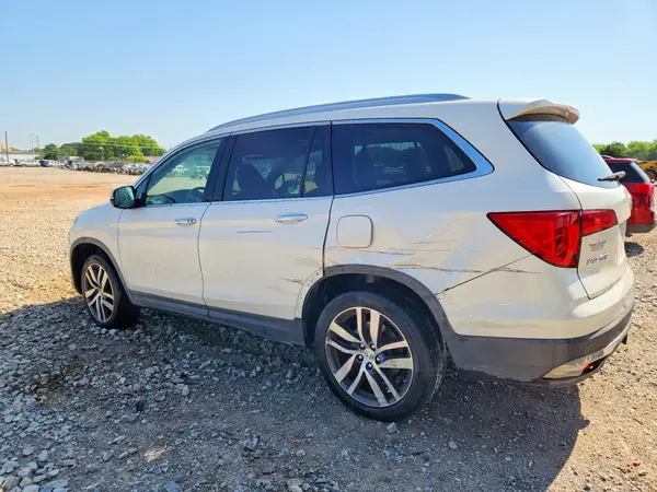 5FNYF5H94HB002784 2017 HONDA PILOT - Image 2