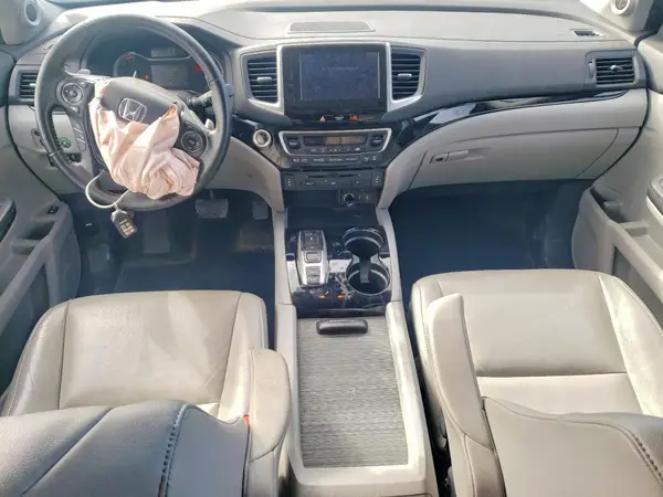 5FNYF5H94HB008102 2017 HONDA PILOT - Image 8