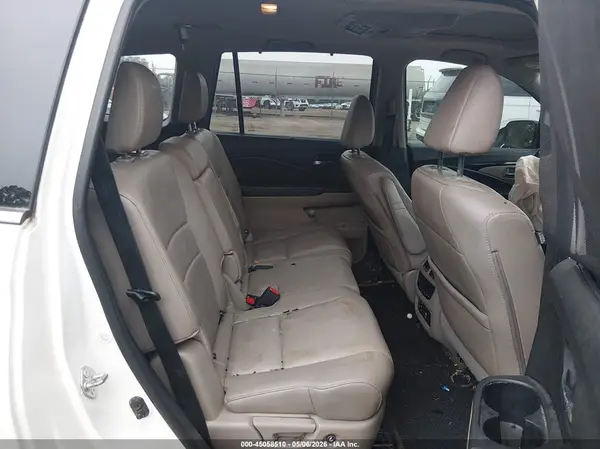 5FNYF5H94HB041049 2017 HONDA PILOT - Image 8