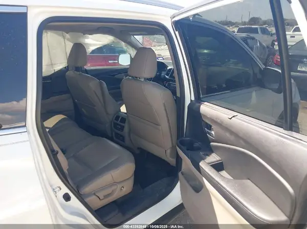 5FNYF5H94HB047661 2017 HONDA PILOT - Image 8