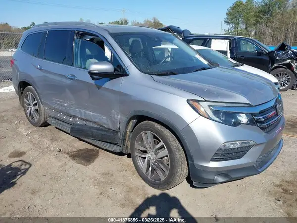 5FNYF5H94JB018084 2018 HONDA PILOT - Image 1