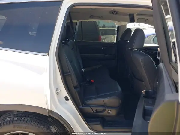 5FNYF5H94JB023446 2018 HONDA PILOT - Image 8