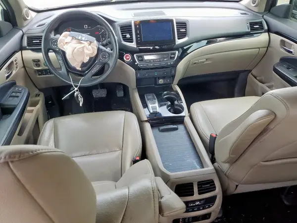 5FNYF5H95HB023465 2017 HONDA PILOT - Image 8