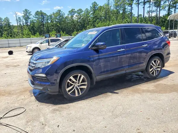 5FNYF5H95HB028519 2017 HONDA PILOT - Image 1