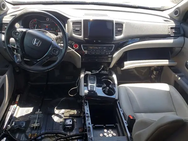 5FNYF5H95HB028519 2017 HONDA PILOT - Image 8