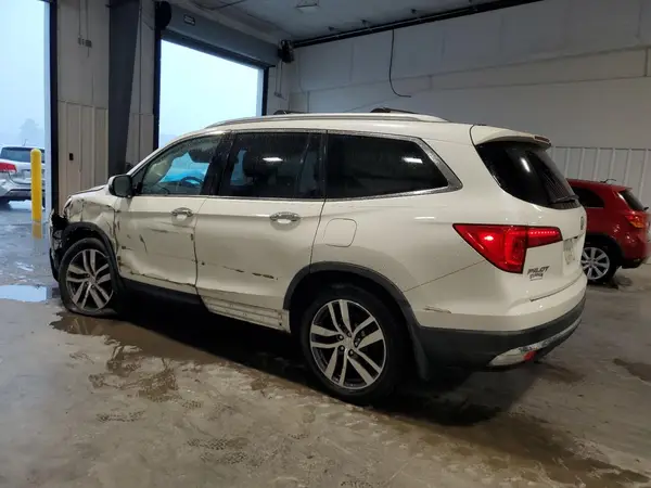 5FNYF5H95HB032358 2017 HONDA PILOT - Image 2