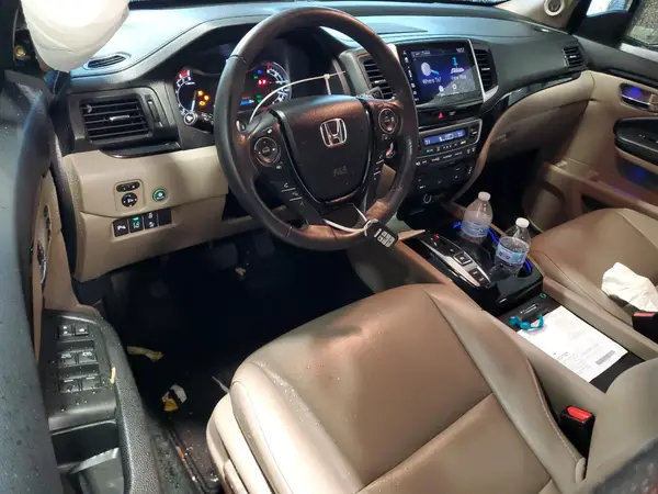 5FNYF5H95HB032358 2017 HONDA PILOT - Image 8