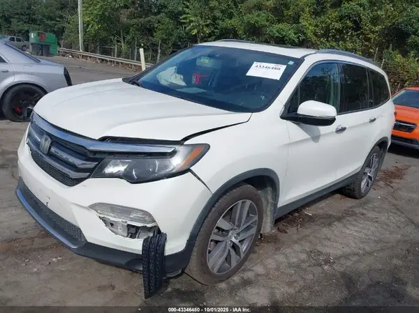 5FNYF5H95HB041397 2017 HONDA PILOT - Image 2