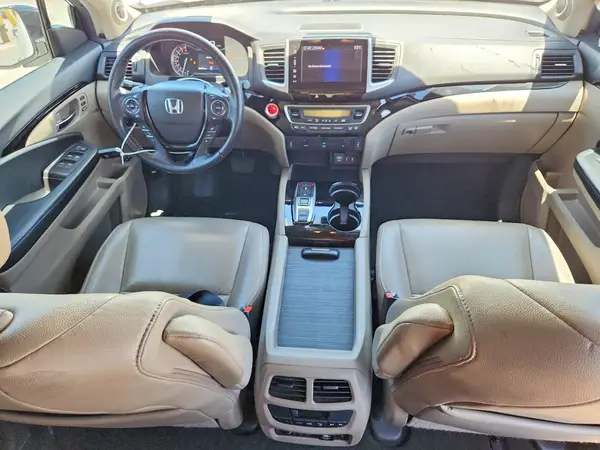 5FNYF5H95JB022628 2018 HONDA PILOT - Image 8