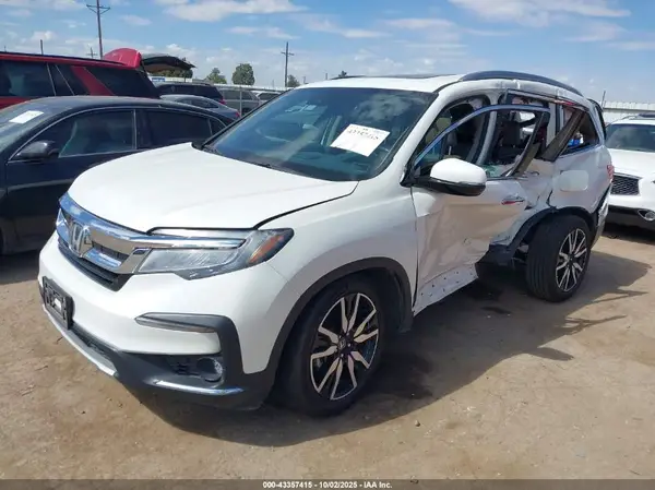 5FNYF5H95KB005927 2019 HONDA PILOT - Image 2