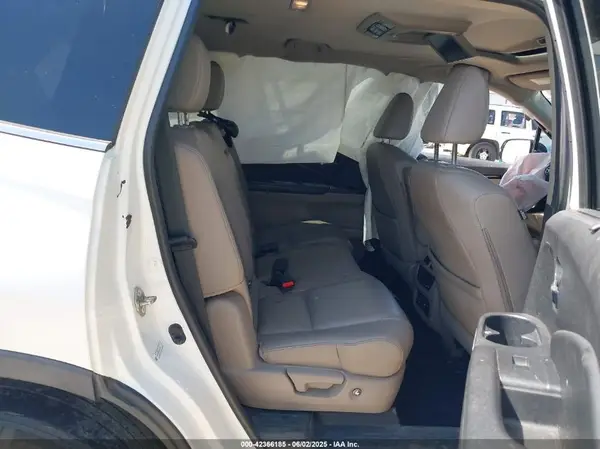 5FNYF5H96GB041164 2016 HONDA PILOT - Image 8