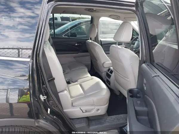 5FNYF5H96GB045151 2016 HONDA PILOT - Image 8
